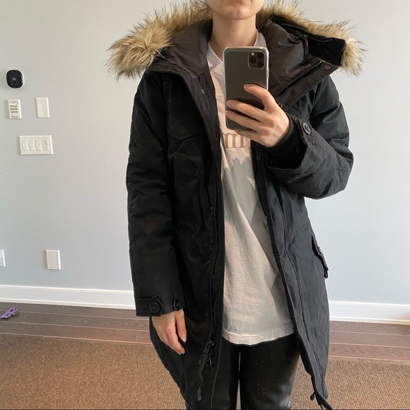 Aritzia Community Paradigm Park Parka small - Picture 9 of 10